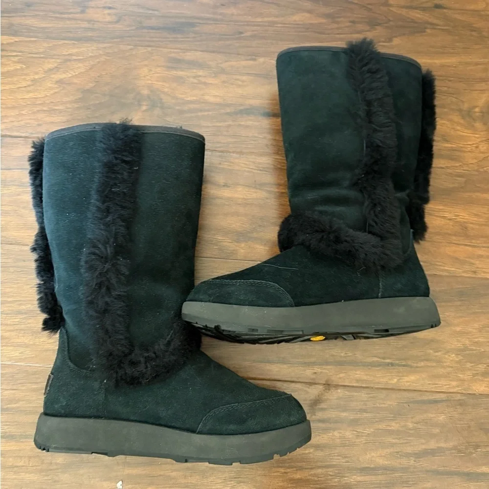 NWOT UGG Sundance II Shearling Waterproof Tall Boots-Size 5
